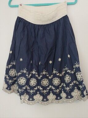 Metro Wear Navy Blue Embroidered Skirt Size M NWOT Cottagecore